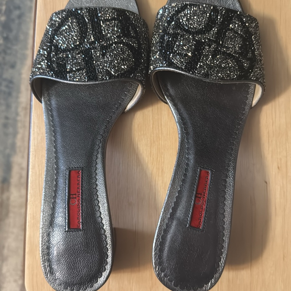 Like new CH Palas Sandals use one time - Picture 8 of 9